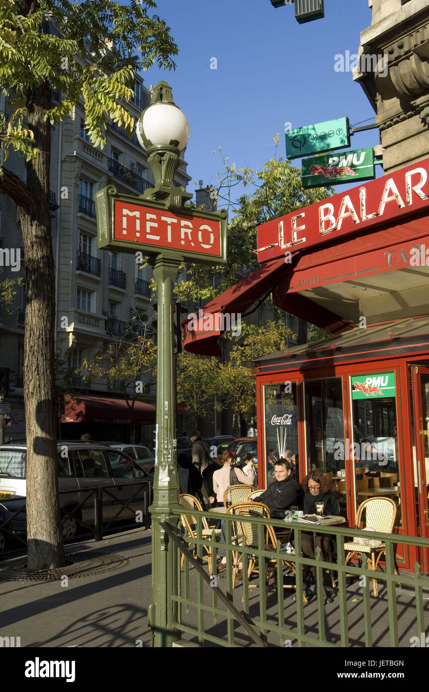 Francia, Parigi, cafe di Balard, ospiti, metro, firmare nessun modello di rilascio, Foto Stock