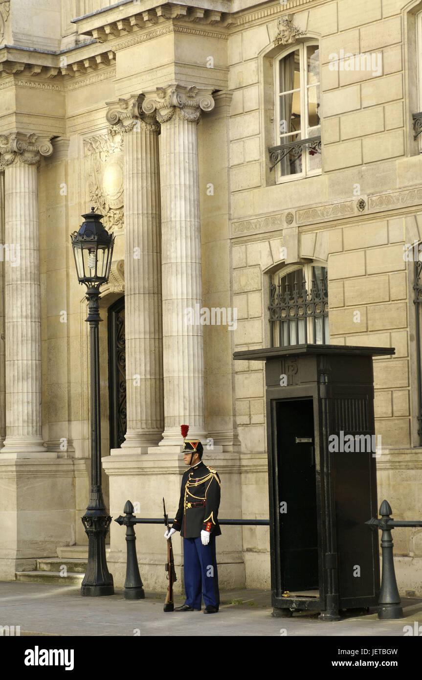 Francia, Parigi, Elysee Palace, sveglio soldato, nessun modello di rilascio, Foto Stock