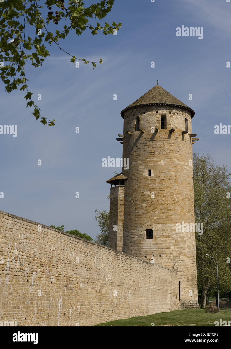 Francia, Borgogna, Dipartimento Saône-et-Loire, Cluny,'abbazia benedettina, mura difensive, torre di avvistamento, Foto Stock