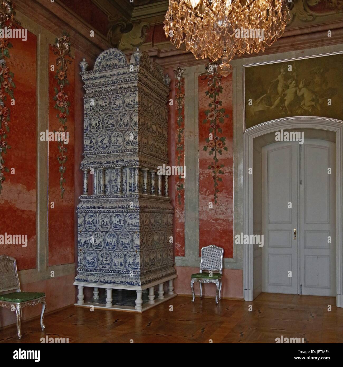 Rundale Palace - coperta - fotografia - (lettone: Rundales pils; Tedesco: Schloss Ruhental, precedentemente anche Ruhenthal e Ruhendahl) è uno dei due grandi palazzi in stile barocco costruito per i Duchi di Courland in che cosa ora è la Lettonia, l'altro essendo Jelgava Palace. | Utilizzo di tutto il mondo Foto Stock