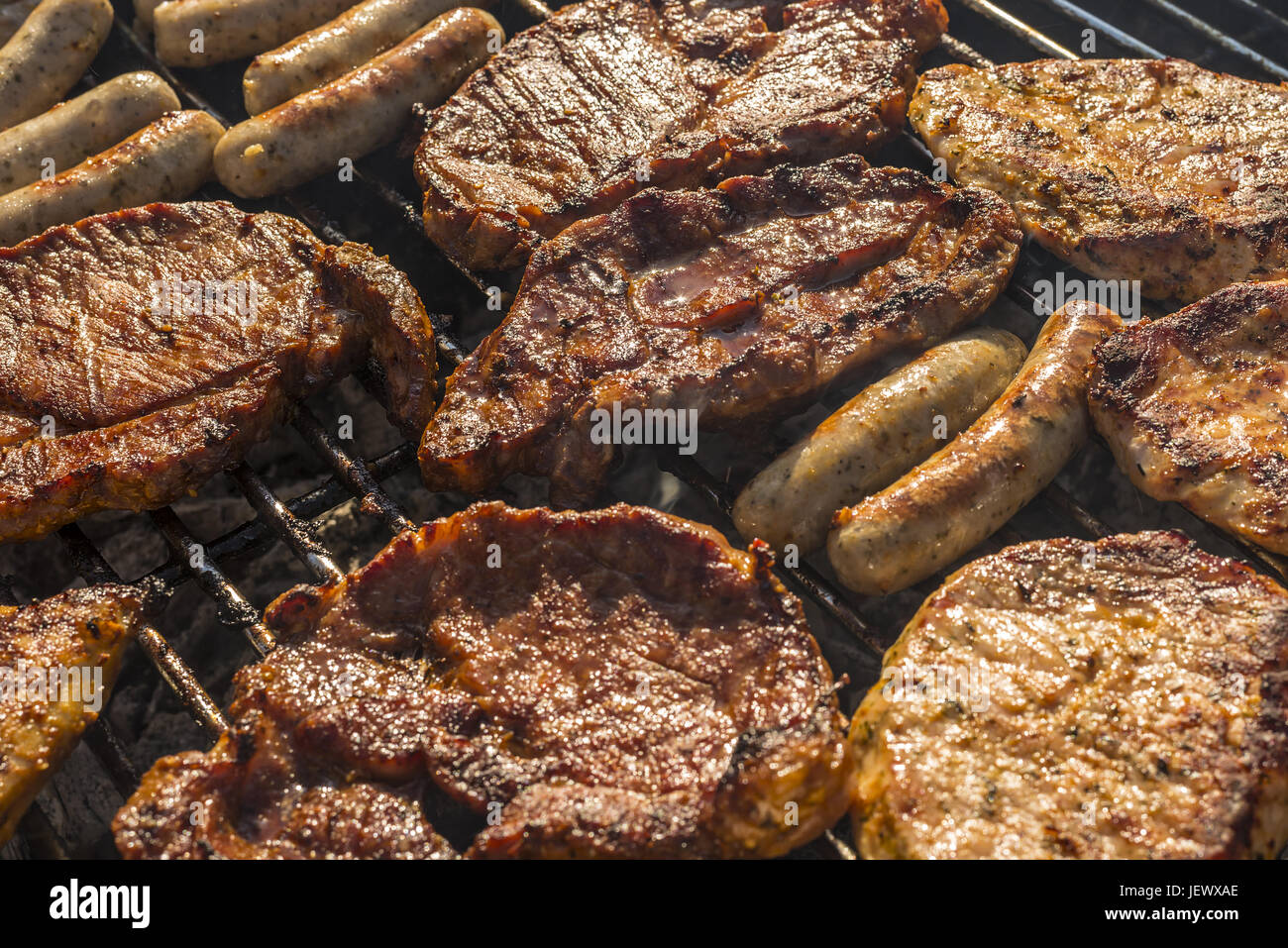 Carni grigliate barbecue Foto Stock