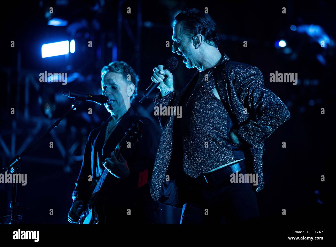 Milano, Italia 27 giugno Depeche Mode live presso lo Stadio San Siro di Milano © Roberto Finizio / Alamy Live News Foto Stock