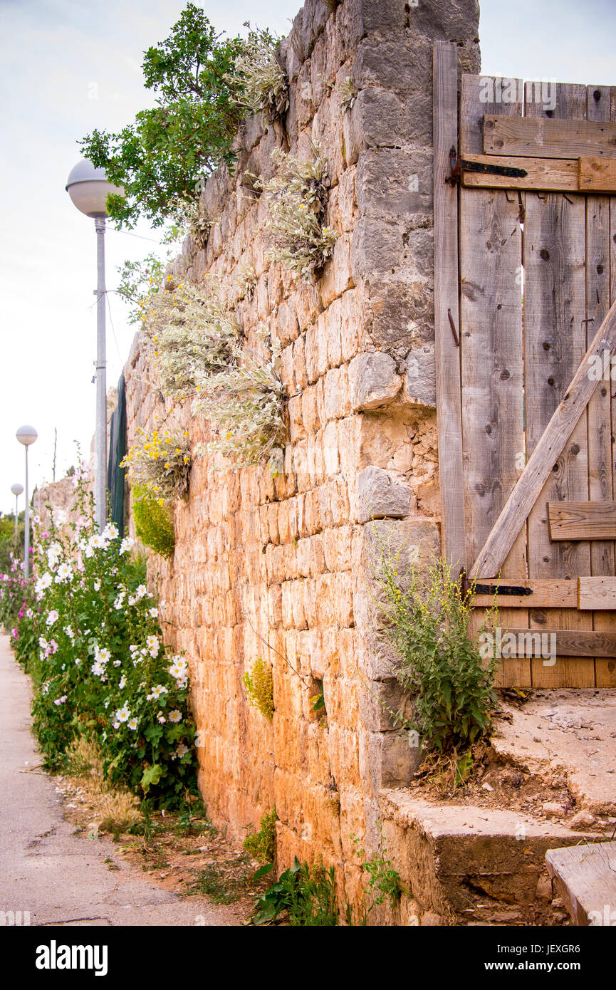 La bella città vecchia di Sudurad sull'isola di Šipan, Croazia Foto Stock