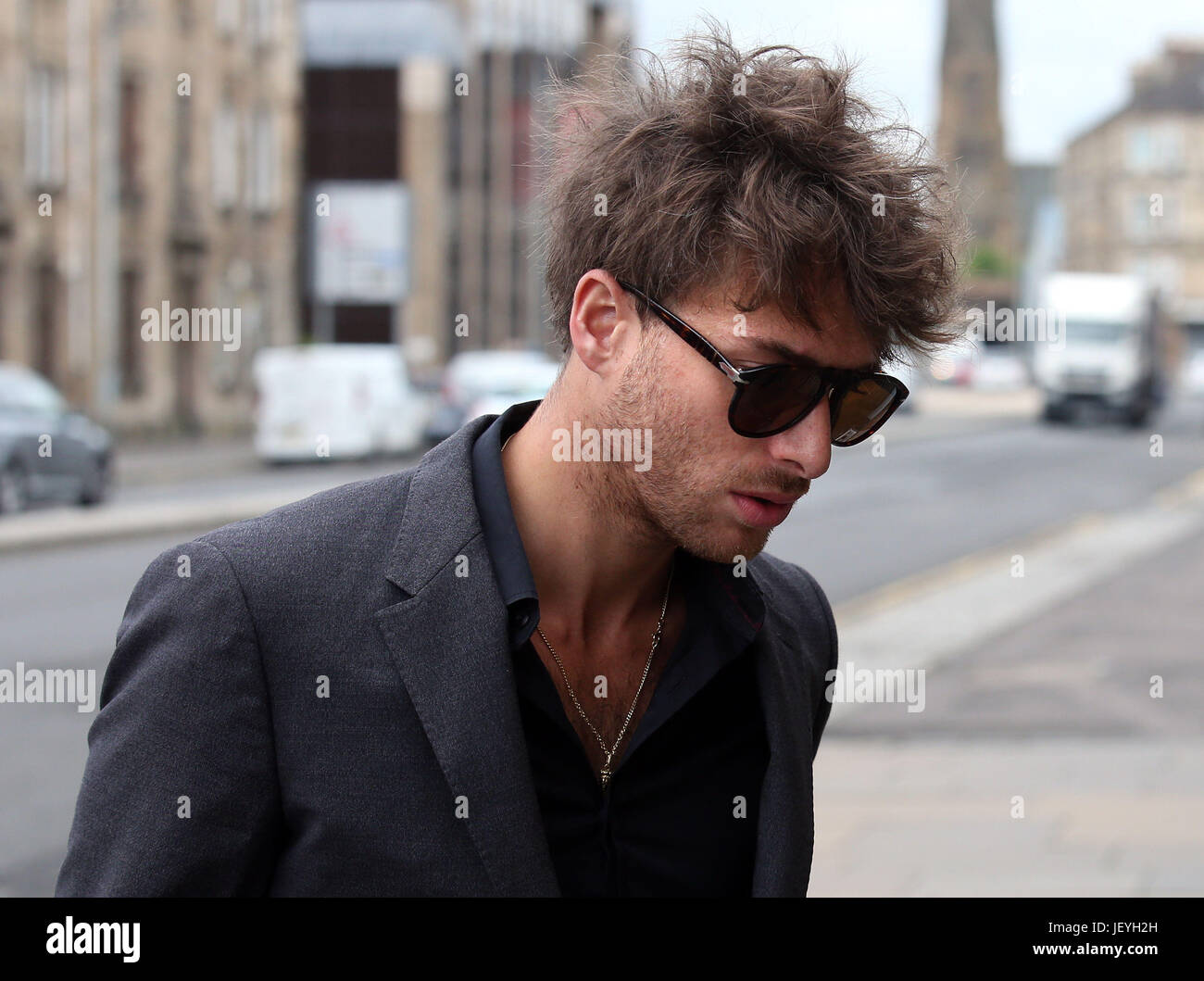 Il cantante Paolo Nutini arriva a Paisley Sheriff Court dove il cantante è  sul banco di prova trial accusato di guida in stato di ebbrezza mentre più  di due volte il limite