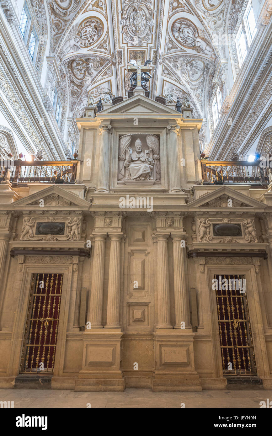 CORDOBA,Andalusia,Spagna: 04-04-2017: la cattedrale insite la mezquita di Cordova sul 04 aprile 2017: la mezquita è il più grande mosk nel mondo con Foto Stock