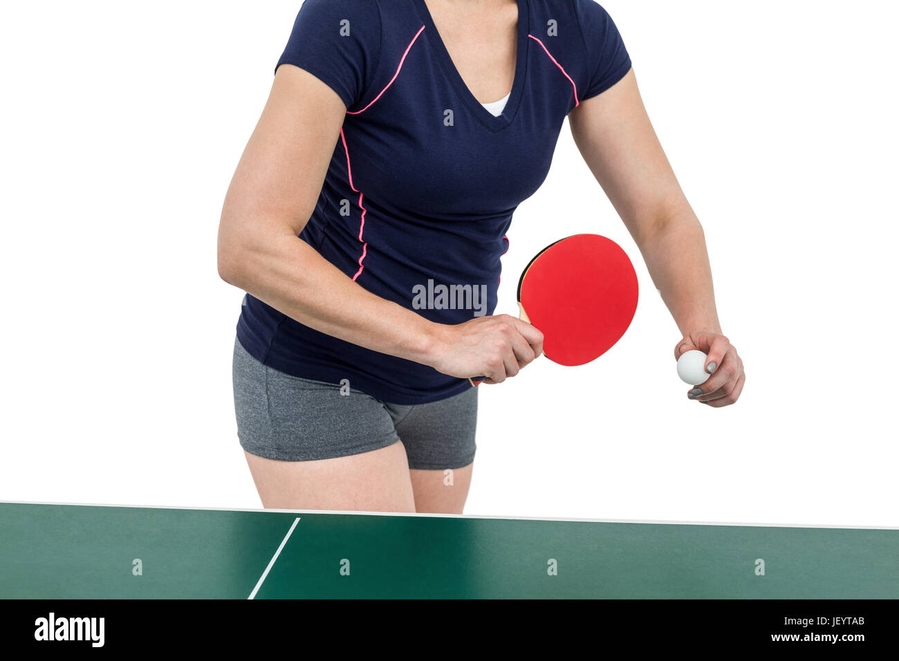 Atleta femminile giocando a ping-pong Foto Stock