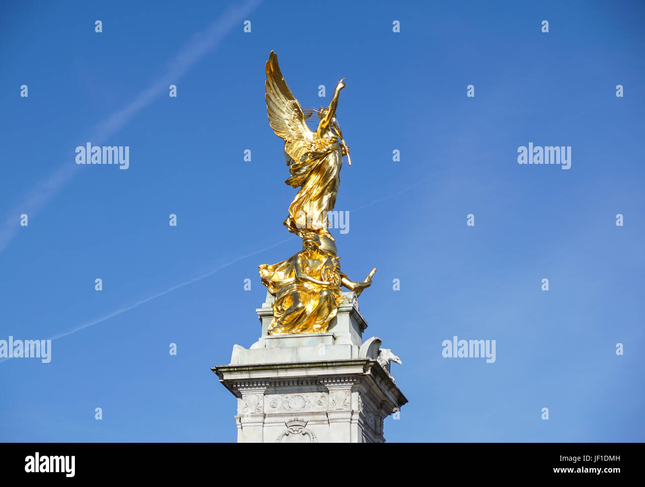Queen Victoria Memorial di fronte a Buckingham Palace a Londra, Inghilterra Foto Stock