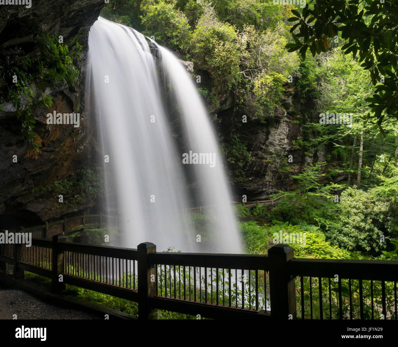 Secco cascata cade nei pressi di Highlands NC Foto Stock