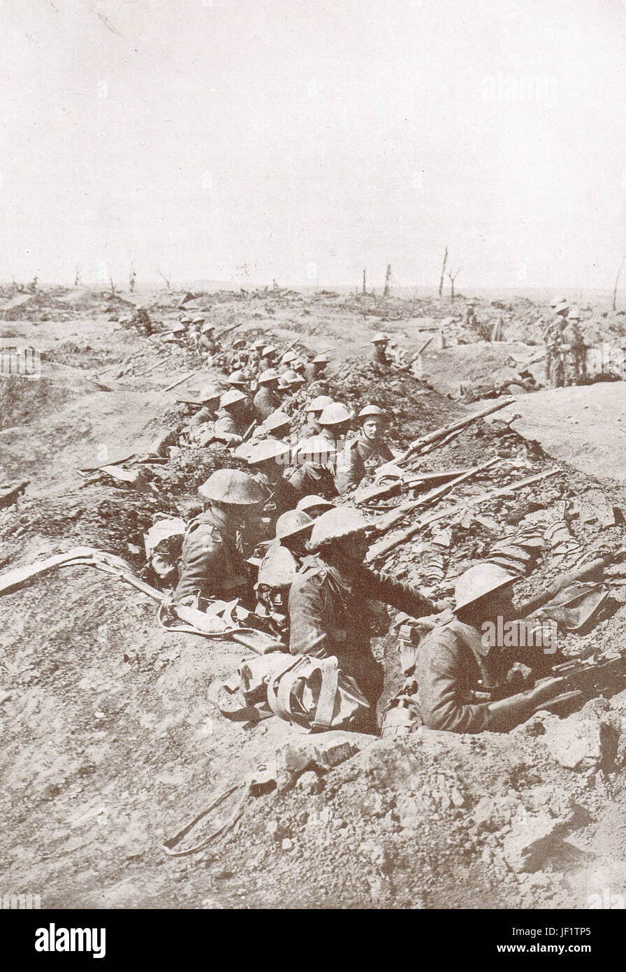 In attesa di anticipo, Somme altezze, 1916 Foto Stock