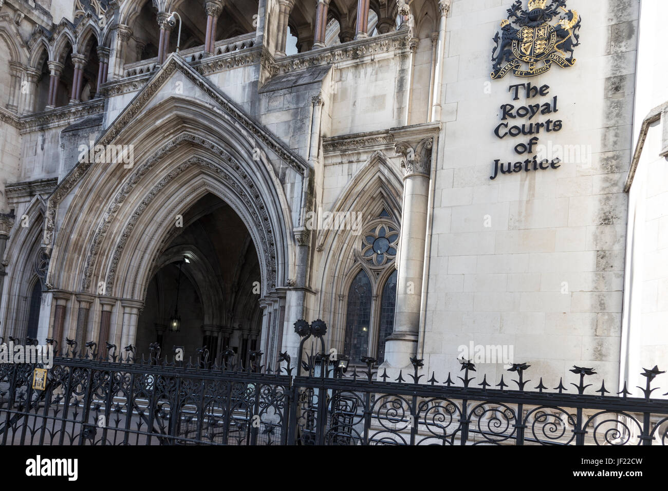 London, Regno Unito - 26 Giugno 2017: La Corte Reale di Giustizia di Londra Foto Stock