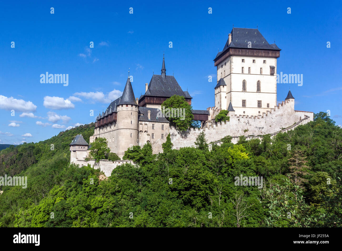 Il castello di Karlstejn, Repubblica Ceca, Europa Foto Stock