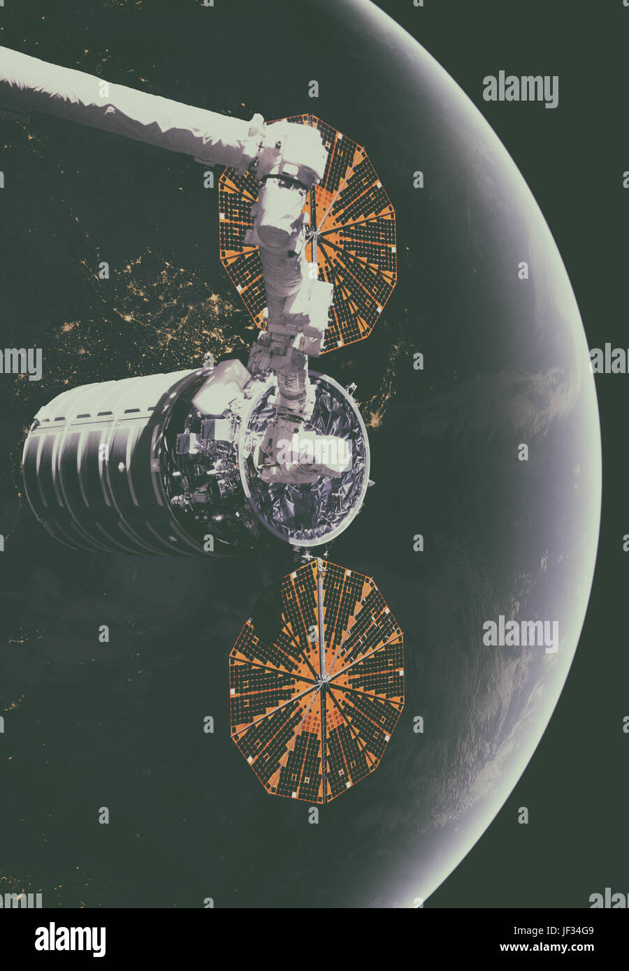 Il veicolo spaziale Cygnus in spazio aperto. Gli elementi di questa immagine fornita dalla NASA. Foto Stock