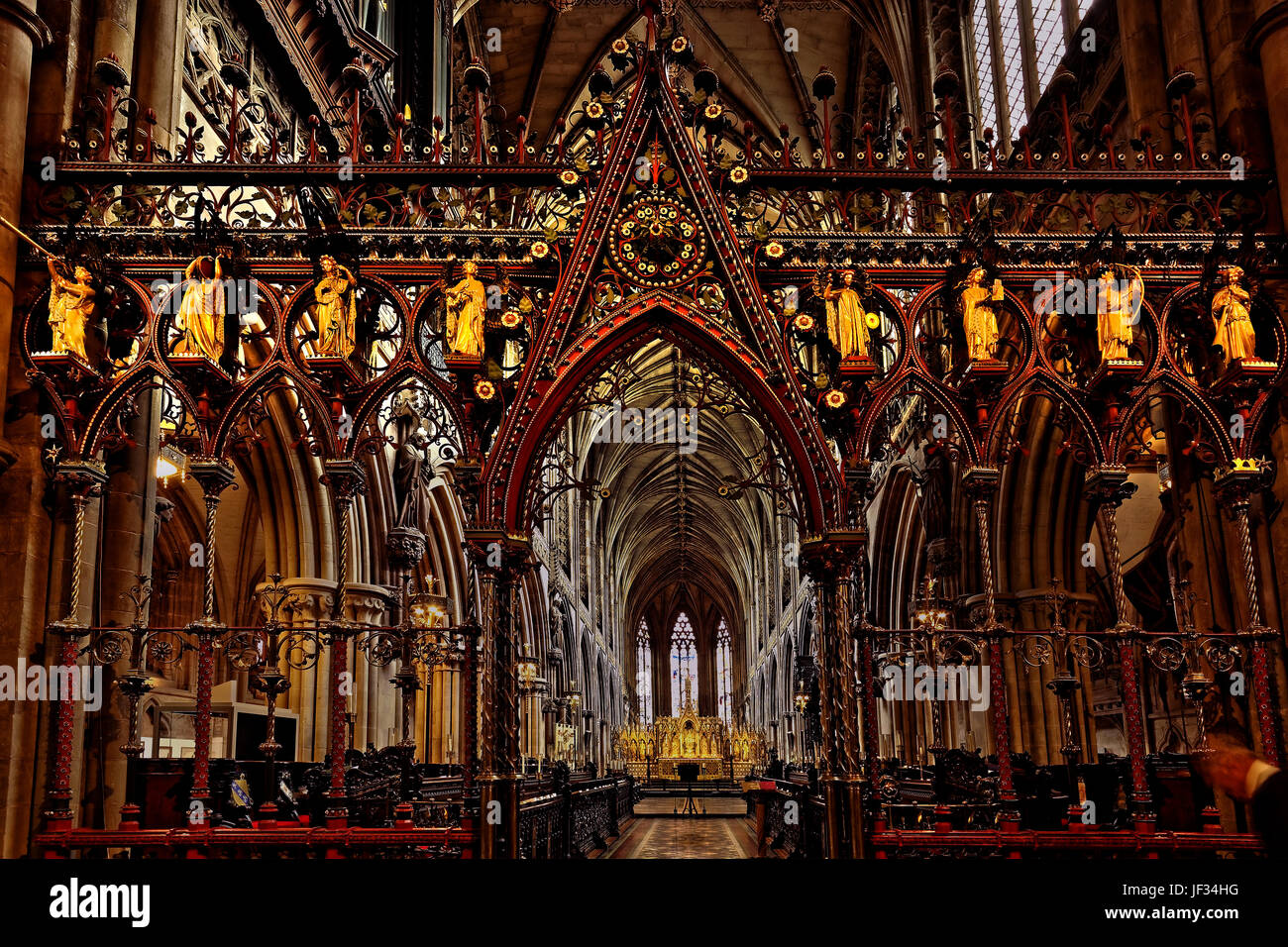 Lichfield Cathedral, dedicato a St Chad e Santa Maria è in Staffordshire, in Inghilterra ed è il solo inglese medievale Cattedrale con tre guglie Foto Stock