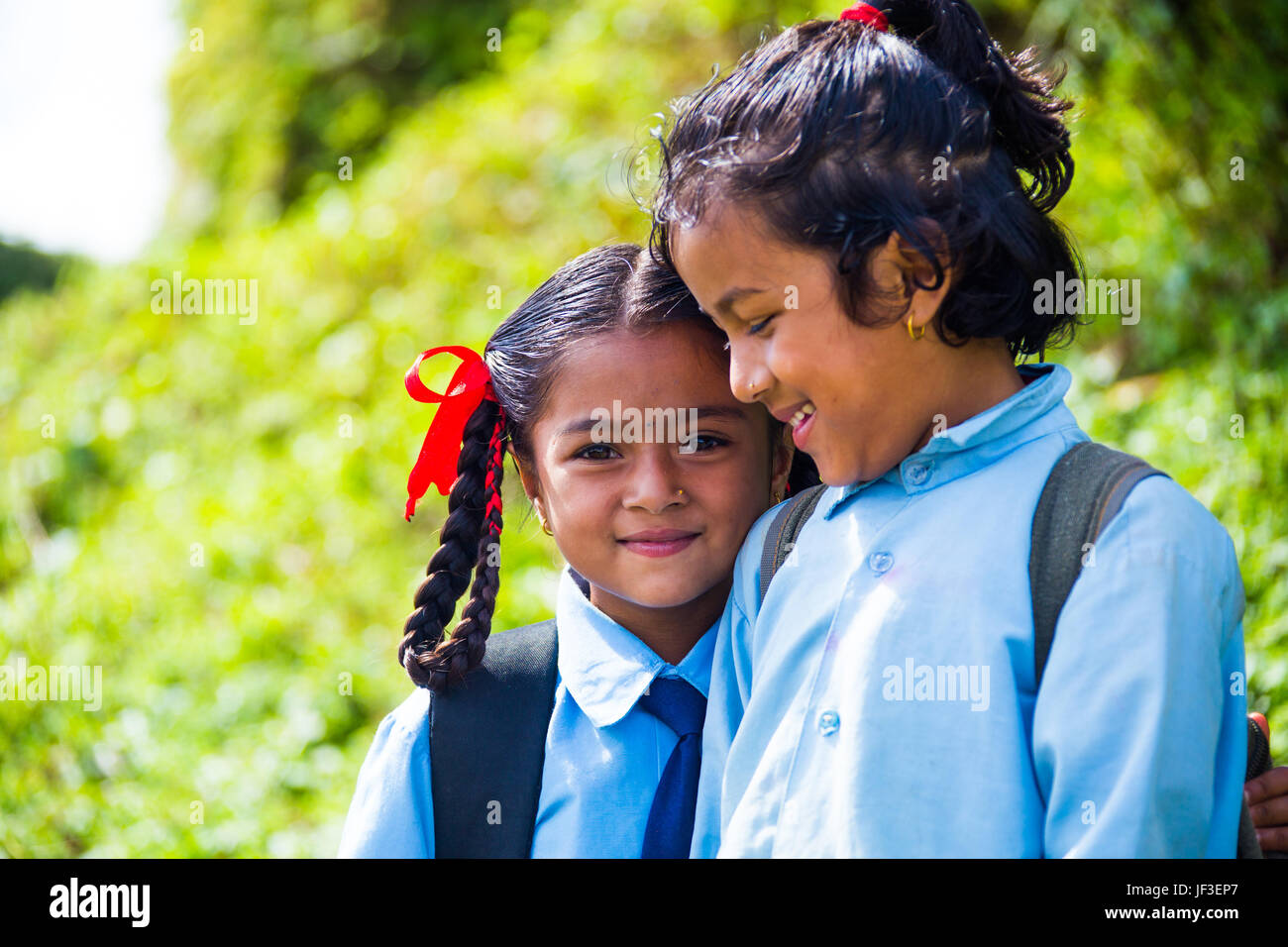 Studentesse in colline di Pokhara, Nepal Foto Stock