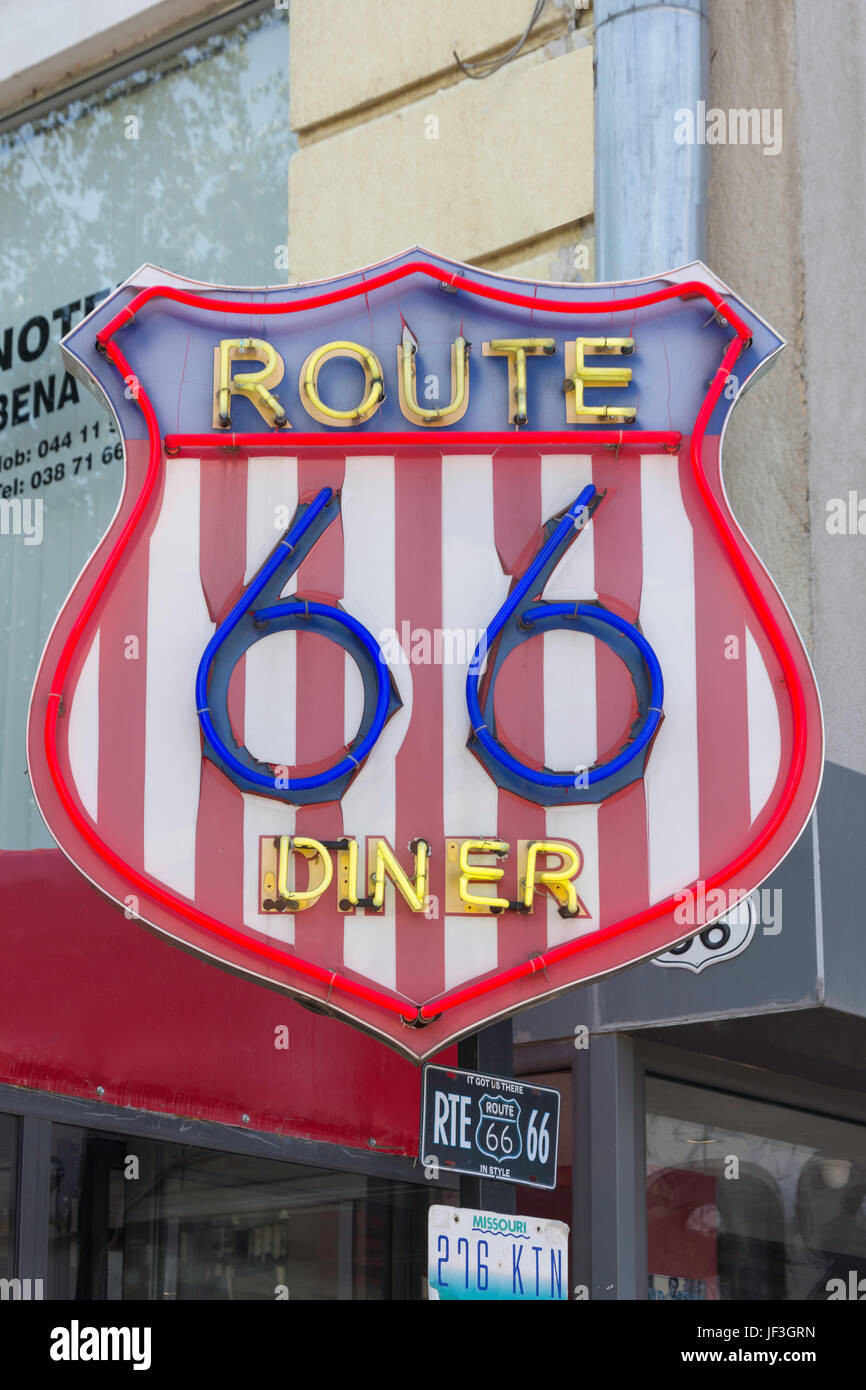 Route 66 Diner segno, Luan Haradinaj, Pristina (Prishtina), Repubblica del Kosovo Foto Stock