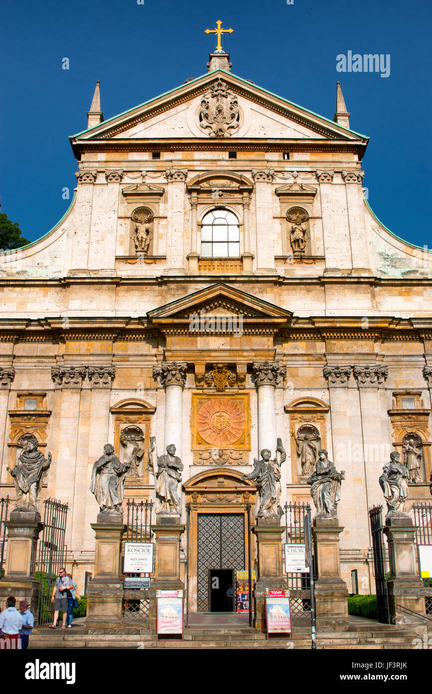 La Chiesa dei Santi Pietro e Paolo nel quartiere del centro storico di Cracovia Foto Stock