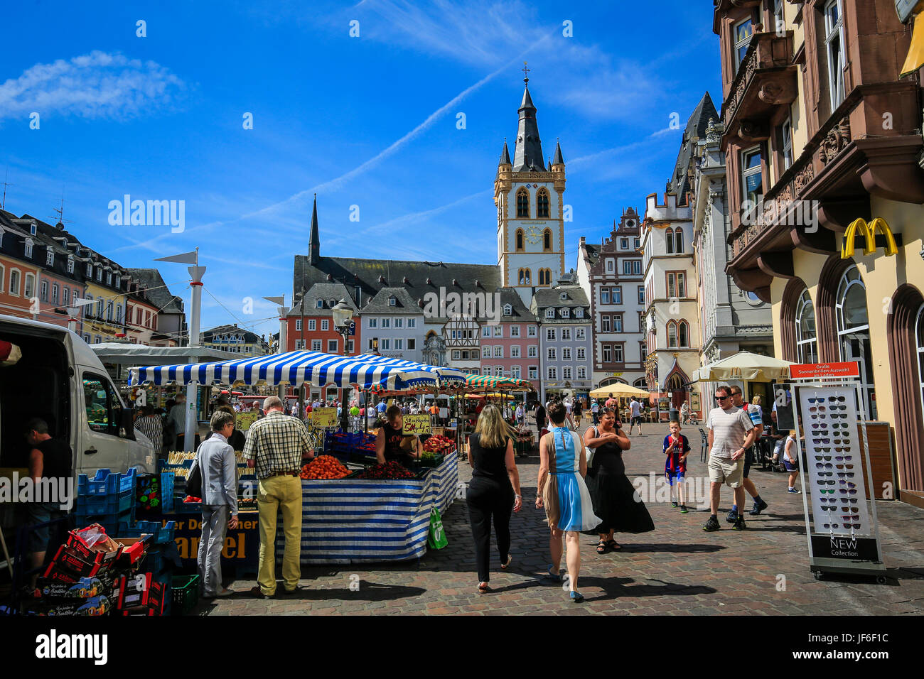 Mercato principale, Trier, Renania-Palatinato, Germania, Europa, Hauptmarkt, Trier, Renania-Palatinato, Deutschland, Europa Foto Stock