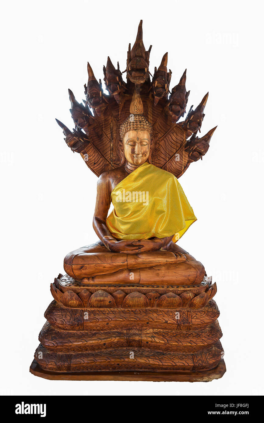 Legno intagliato statua del Buddha, sfondo isolato Foto Stock