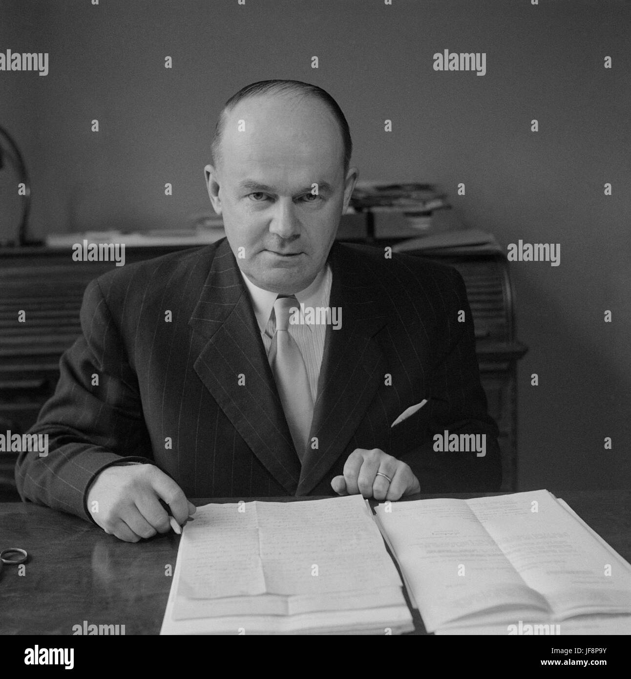 Einar Sundström, il direttore generale del Finnish Broadcasting Company 1949-1964 29472651585 o Foto Stock