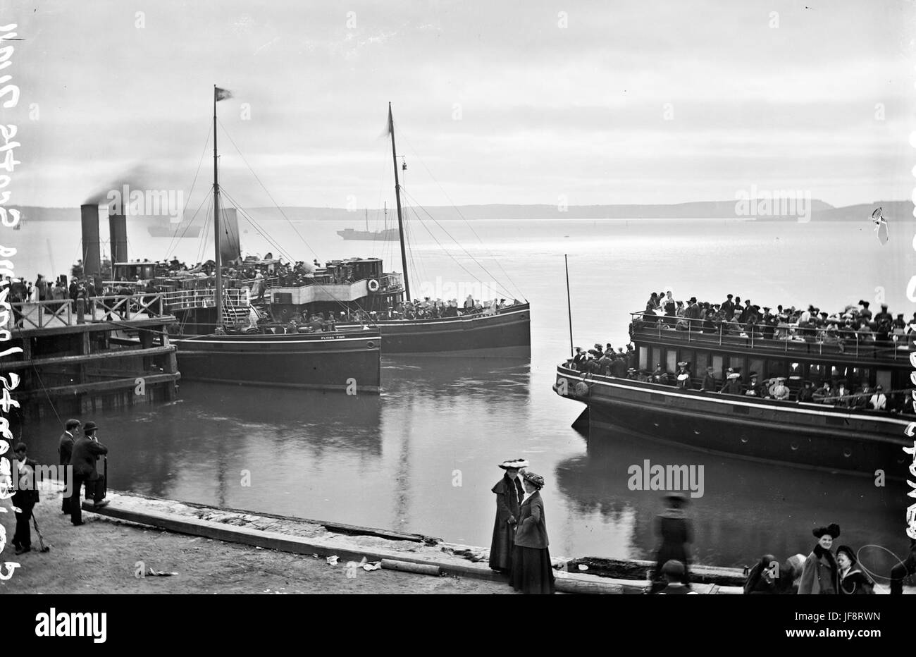 Emigranti lasciando Scotts Quay, Queenstown 31593623155 o Foto Stock