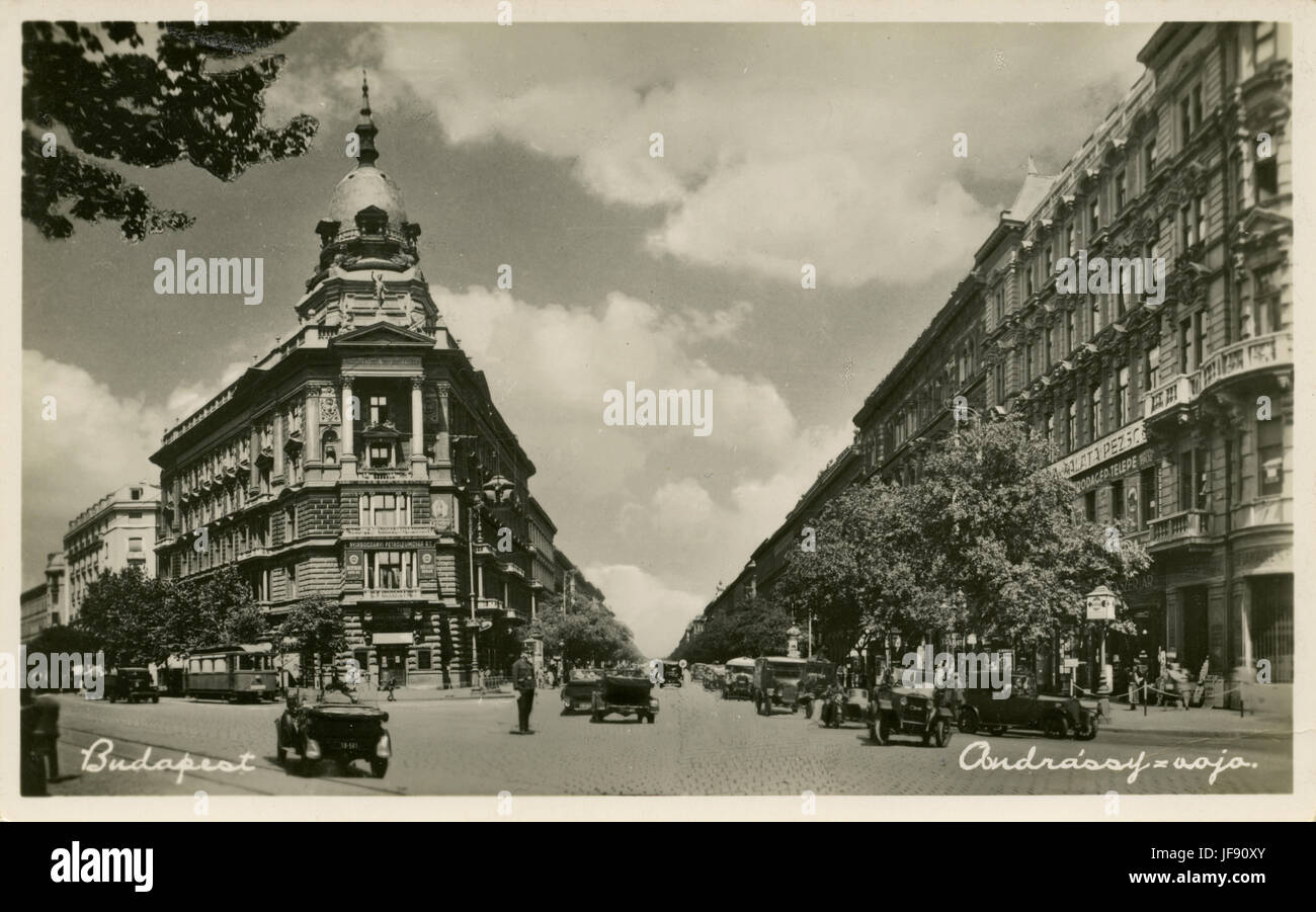 Andrassy Street, Budapest, Ungheria, c. 1920s / 30s Foto Stock