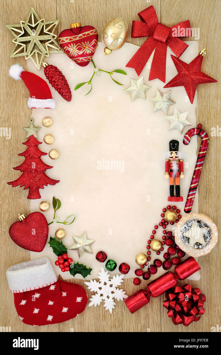 Fotomontaggio di Natale con pergamena e altri articoli natalizi -  Fotoeffetti
