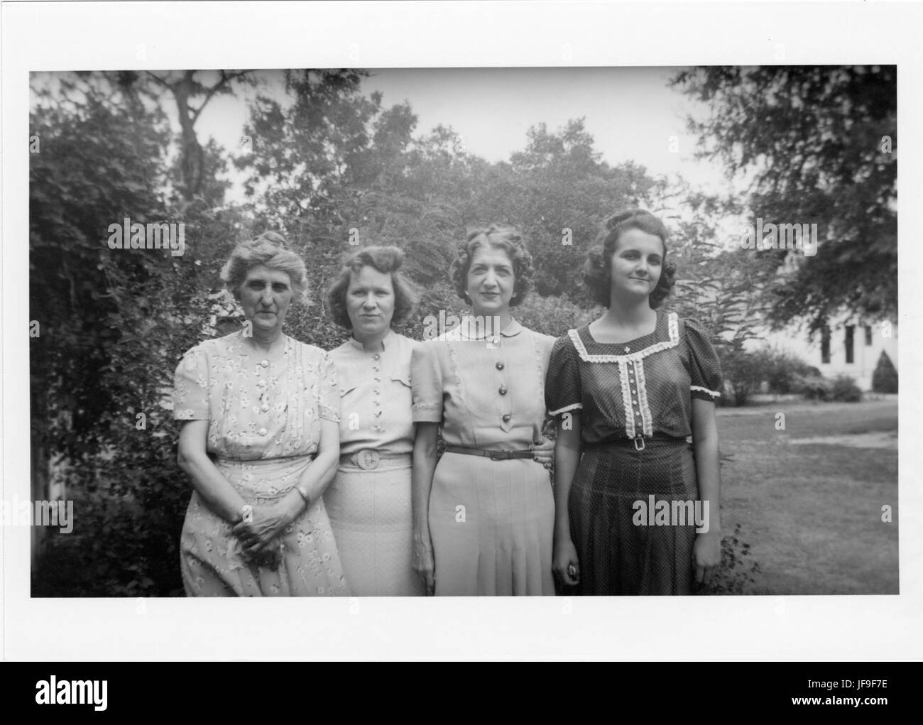 Lizzie Hamilton, Giuseppina Hamilton, Merle Hamilton Ramsey e Elizabeth Todd 32992135176 o Foto Stock