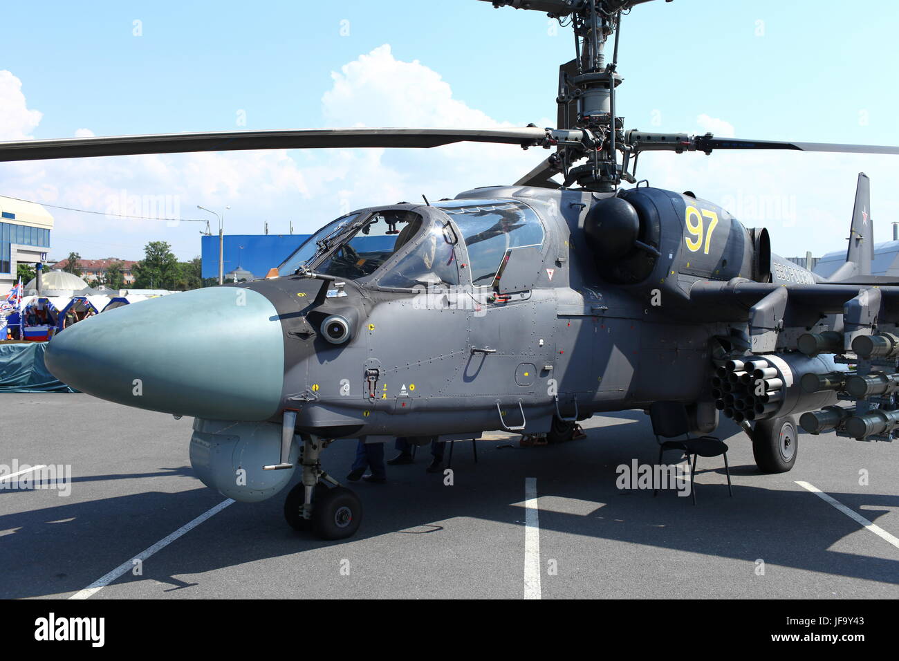 Elicottero d'assalto Ka-52 Alligator Foto Stock