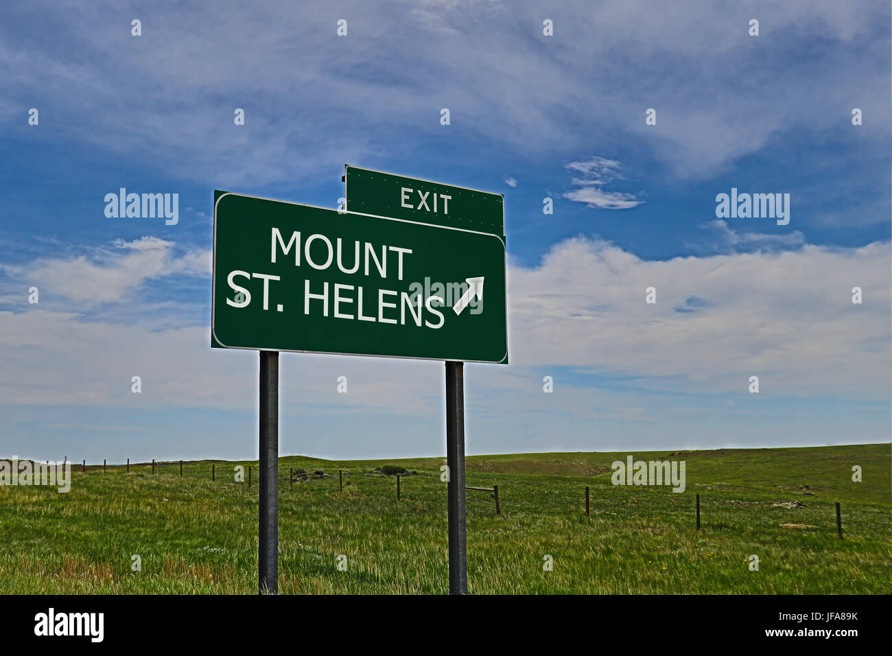 US Highway Exit segno per Monte Sant Helens Foto Stock