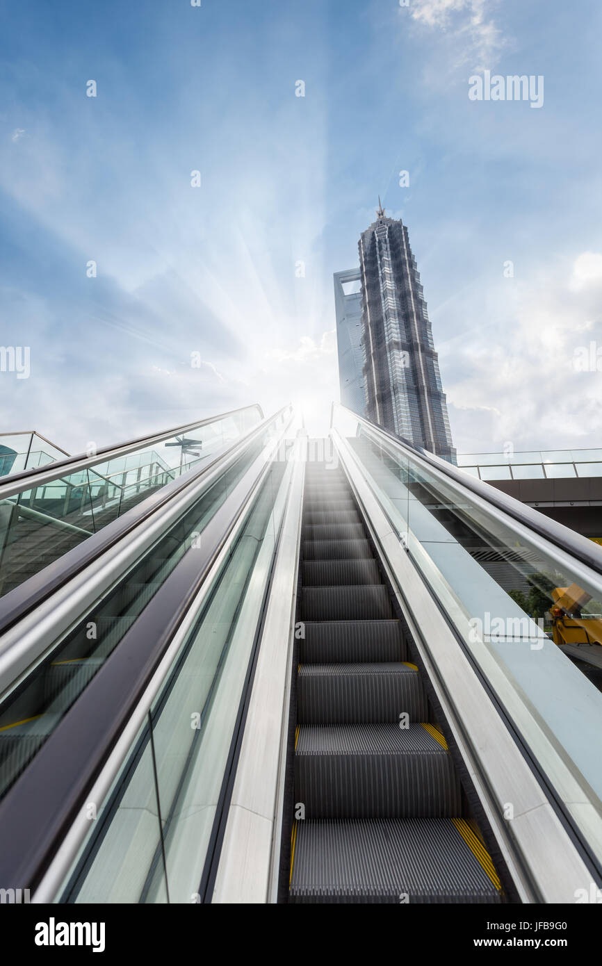 Outdoor escalator in Shanghai Foto Stock