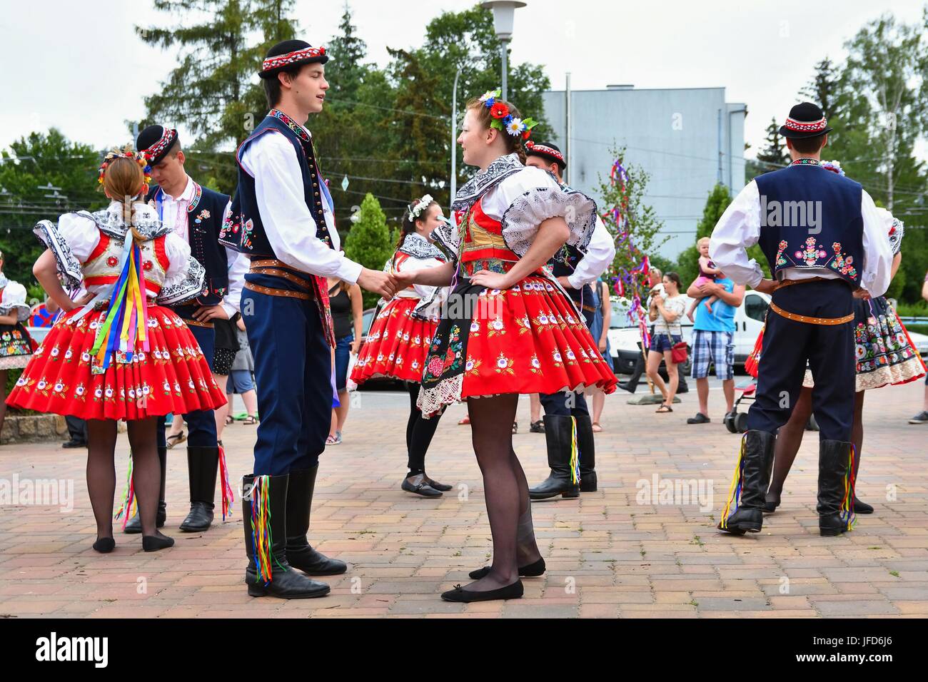 Brno, Repubblica Ceca il 25 giugno 2017. Ceco tradizionale festa. La tradizione le danze popolari e di intrattenimento. Foto Stock