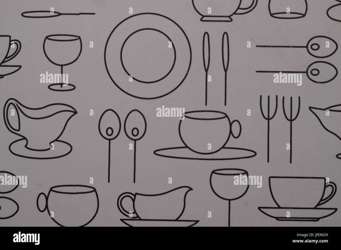 Primo piano della cucina in plastica tavolo da pranzo placemat con un moderno design in bianco e nero Foto Stock