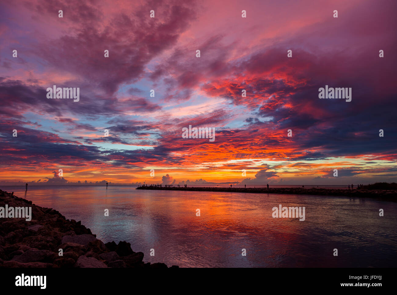 Tramonto sul Golfo del Messico dal Molo Sud a Venezia Florida Foto Stock