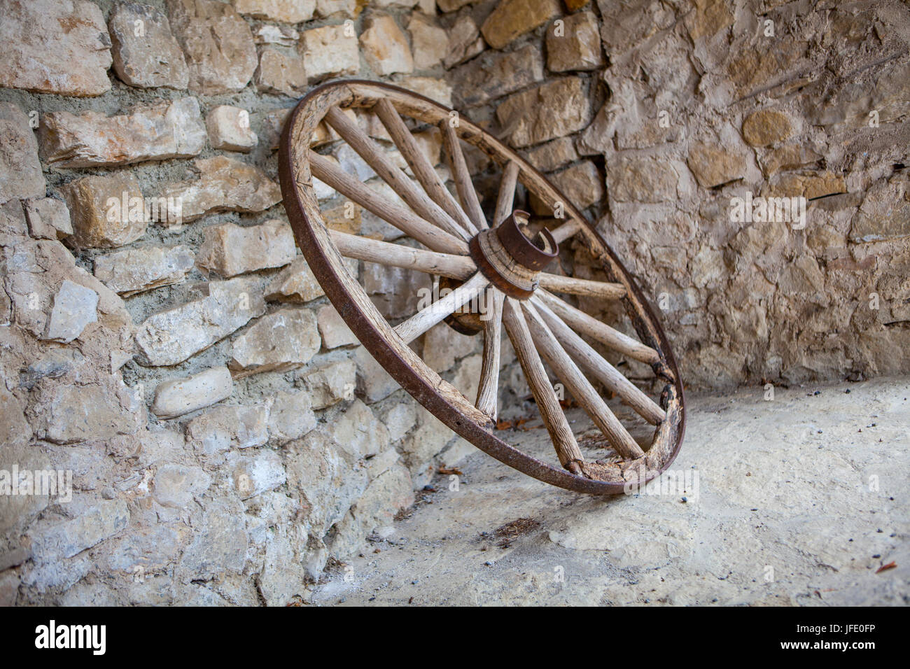 In legno antico ruota del carro Foto Stock