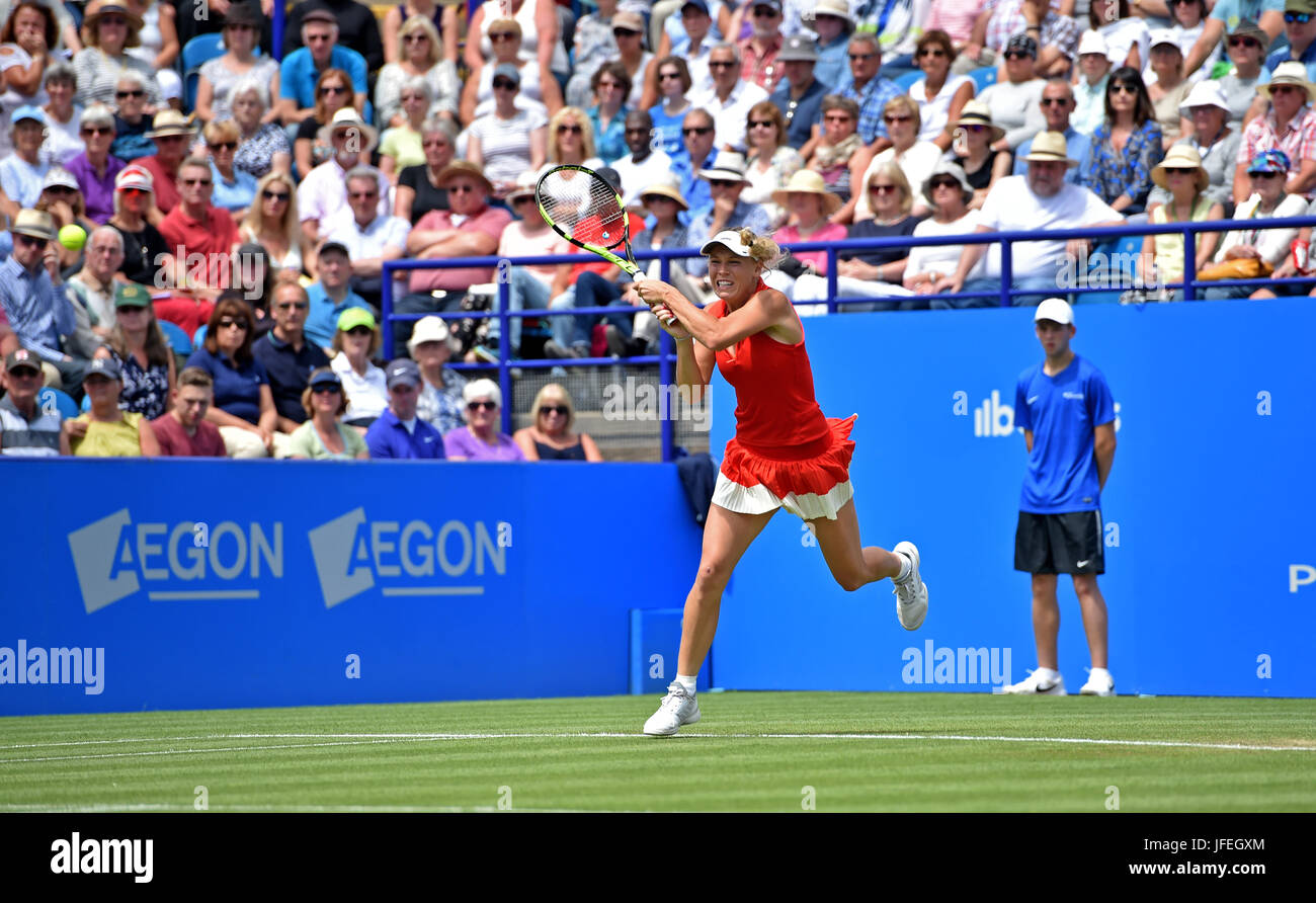 Caroline WOZNIACKI della Danimarca in azione contro Heather Watson durante il Aegon International Eastbourne Tennis Tournament in Devonshire Park Eastbourne SUSSEX REGNO UNITO . 30 Giu 2017 Foto Stock