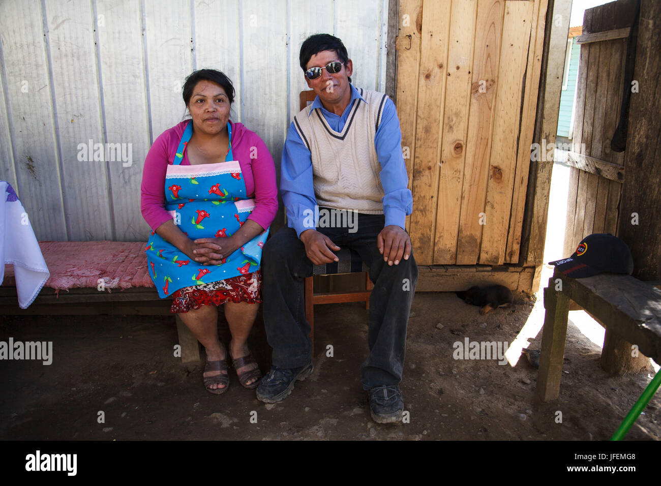 Il Cile, Araucania, Alto bio bio, Mapuche, coppia sposata, Foto Stock