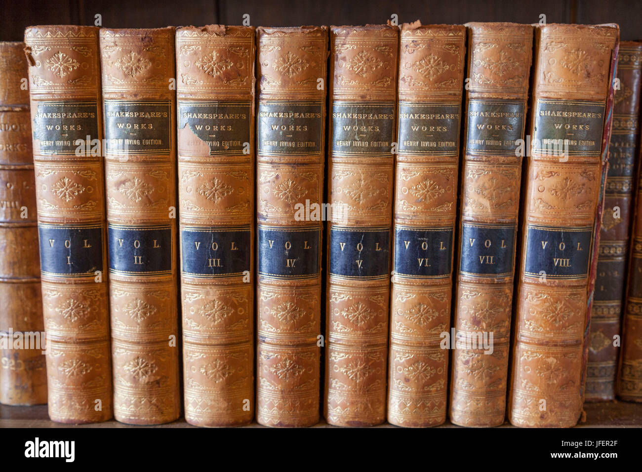 Inghilterra, Warwickshire, Warwick, il Castello di Warwick, display da scaffale di Shakespeare's funziona Foto Stock