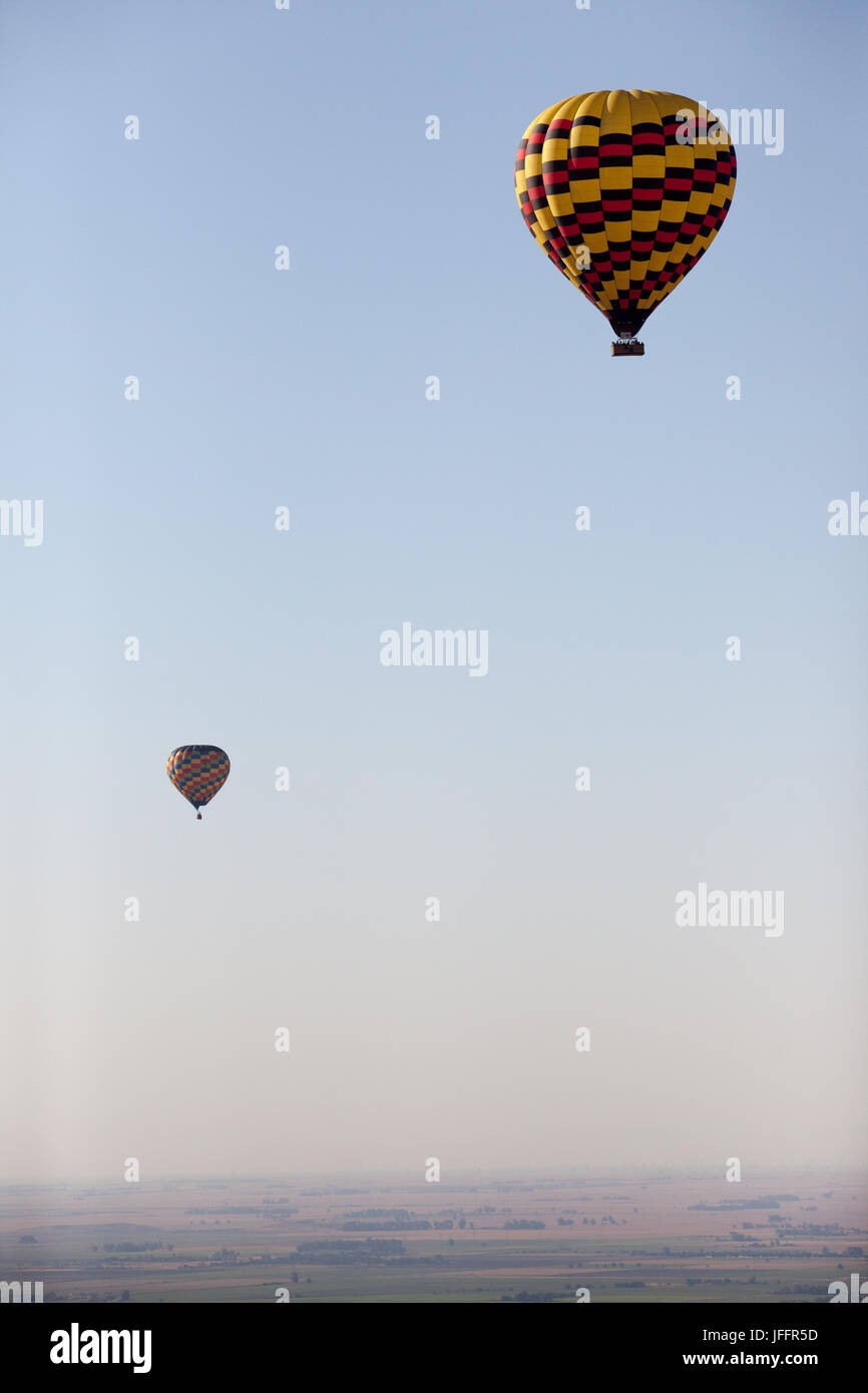 I palloni ad aria calda volando sopra la California, a est di Napa Valley. Foto Stock