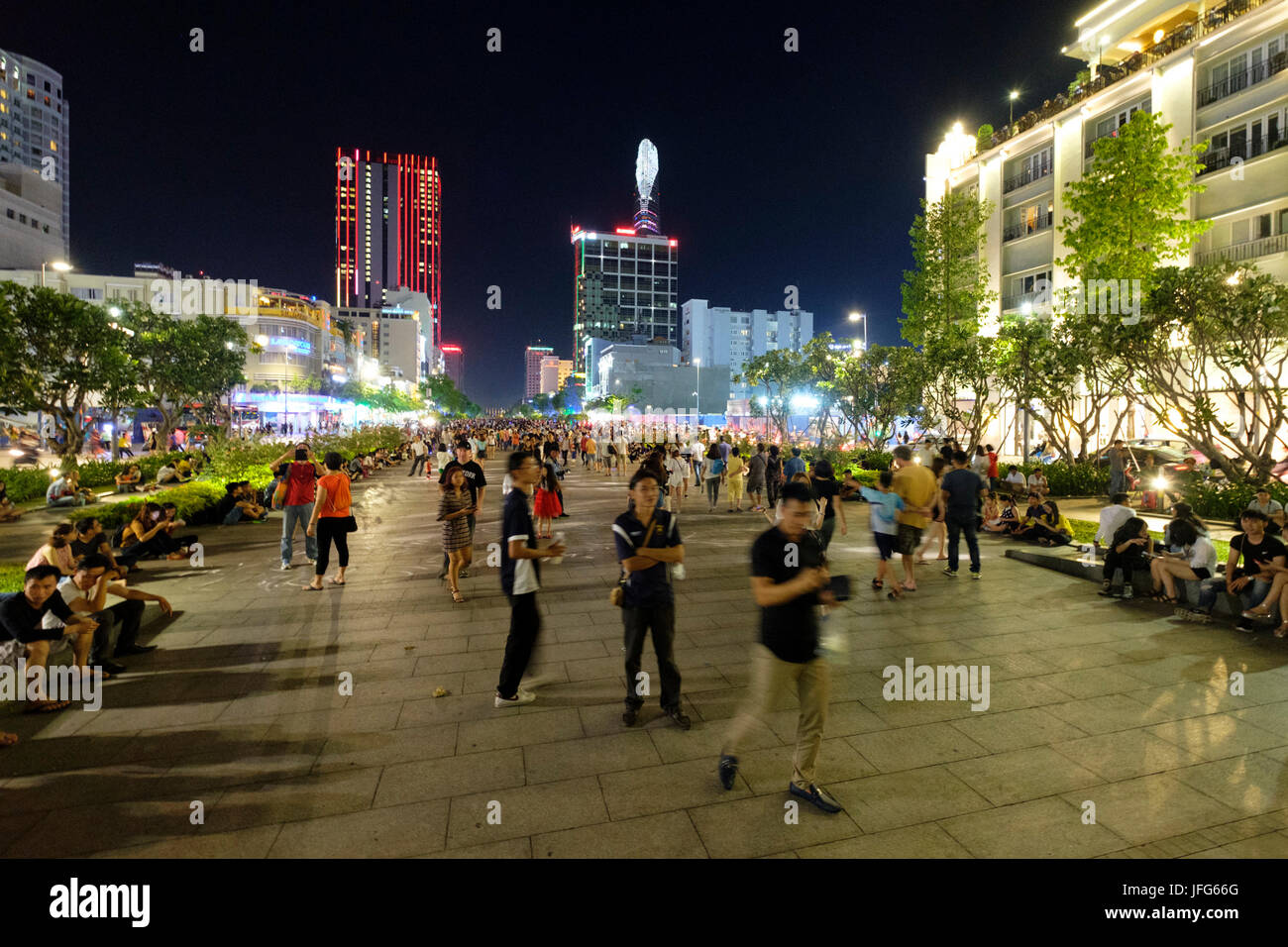 Foto notturne di Nguyen Hue Street nella città di Ho Chi Minh, Vietnam Asia Foto Stock