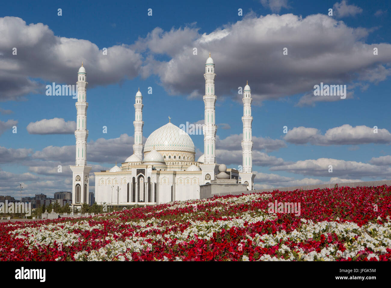 Il Kazakistan, Astana City, Nuova città amministrativa, Hazret la Moschea del Sultano Foto Stock