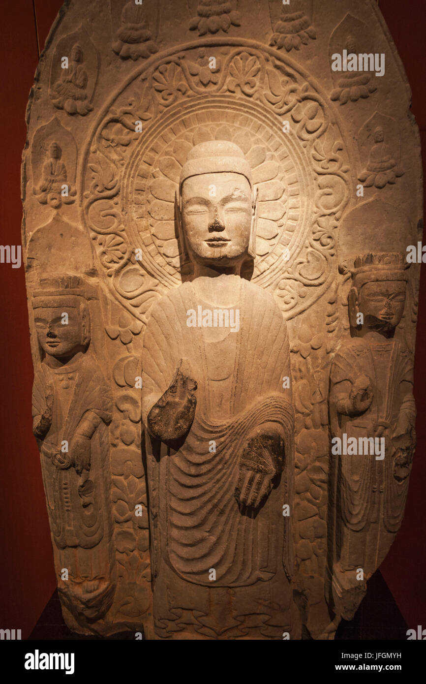Cina, Shanghai, il Museo di Shanghai, dinastia settentrionale (534-550 annunci) pietra statua del Buddha Foto Stock