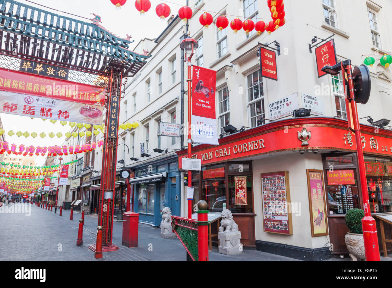 Inghilterra, Londra, Soho, Chinatown, Gerrard Street Foto Stock