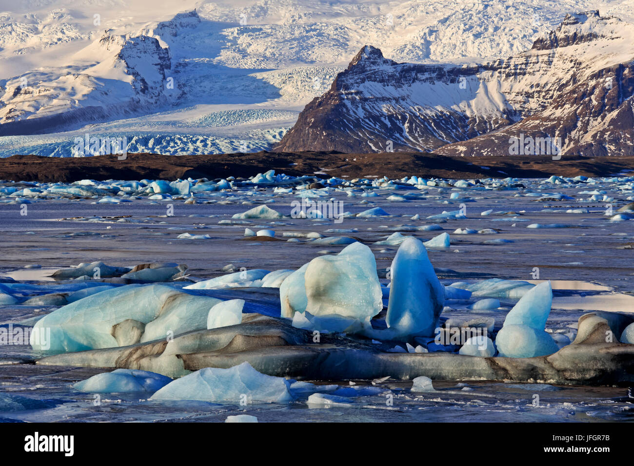 L'Islanda, l'Islanda, il sud, Breidamerkurjökull, ghiacciaio nella laguna glaciale Jökulsarlon Foto Stock