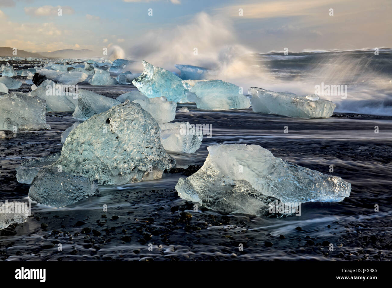 L'Islanda, l'Islanda, il sud, Jökulsarlon, Breidamerkurjökull, ghiaccio nel Breidamerkursandur Foto Stock