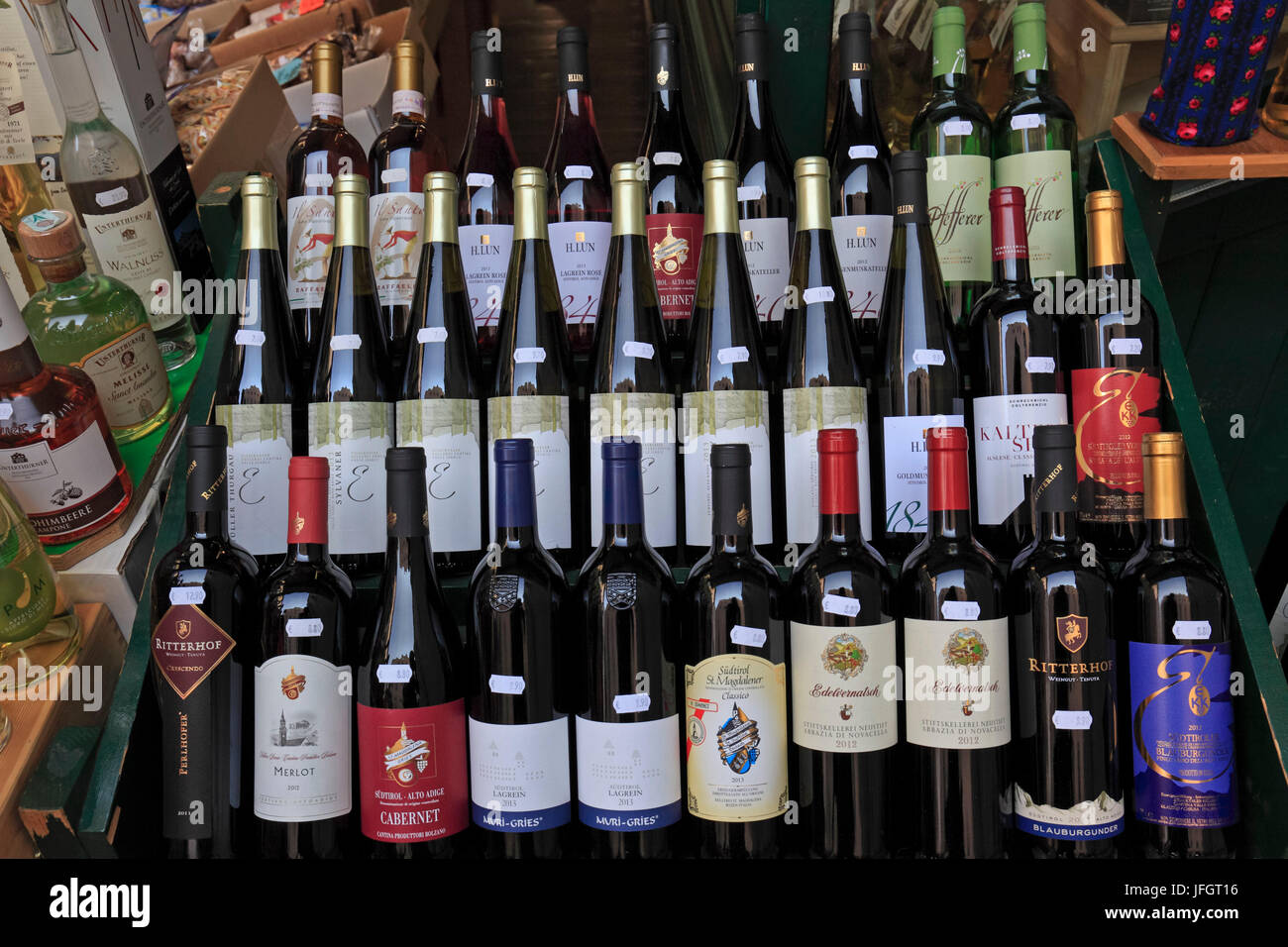 L'Italia, Regione Trentino Alto Adige, provincia di Bolzano, Valle Isarco, Bressanone, negozio di generi alimentari, negozio di gastronomia, Old Town Foto Stock