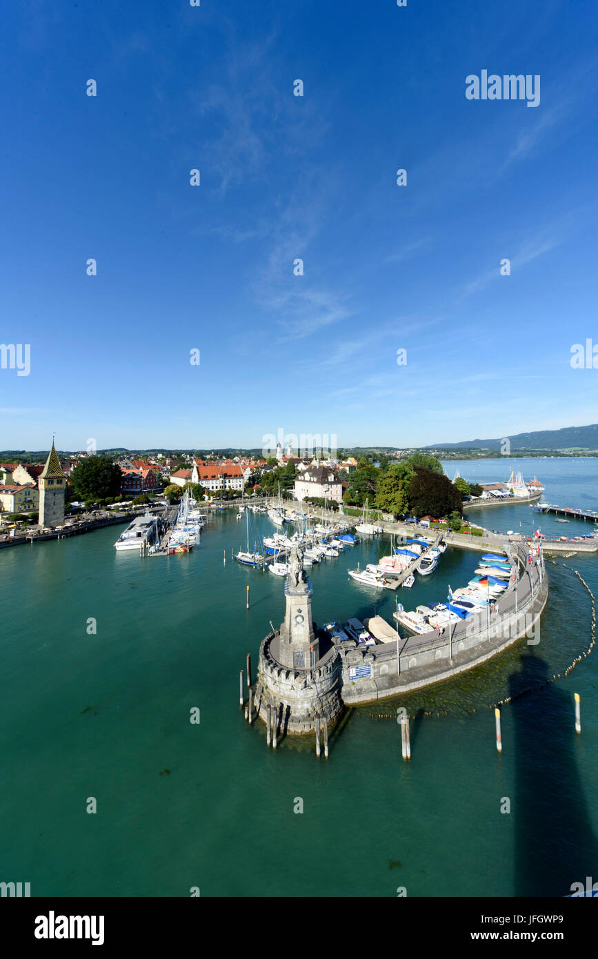 Vista del faro, porto di Lindau, Lago di Costanza, bavaresi, Germania Foto Stock