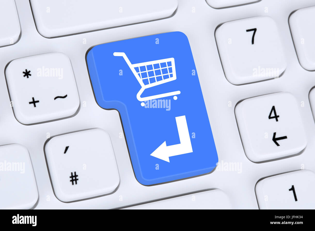 Shopping Online E-Commerce bestellen und einkaufen im Internet Foto Stock