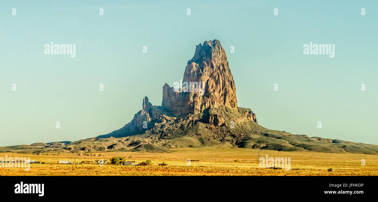 El Capitan picco appena a nord di Kayenta Arizona in M Foto Stock