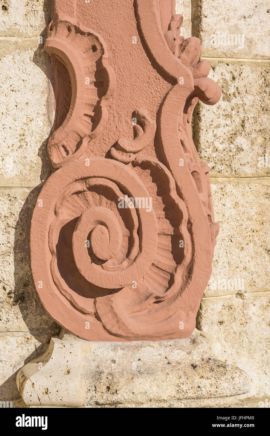 Voluta e pietra ornamentale lavorare davanti alla facciata della cattedrale di Nostra Signora a Zwiefalten in Alta Svevia, Wurttemberg, Germania. Foto Stock