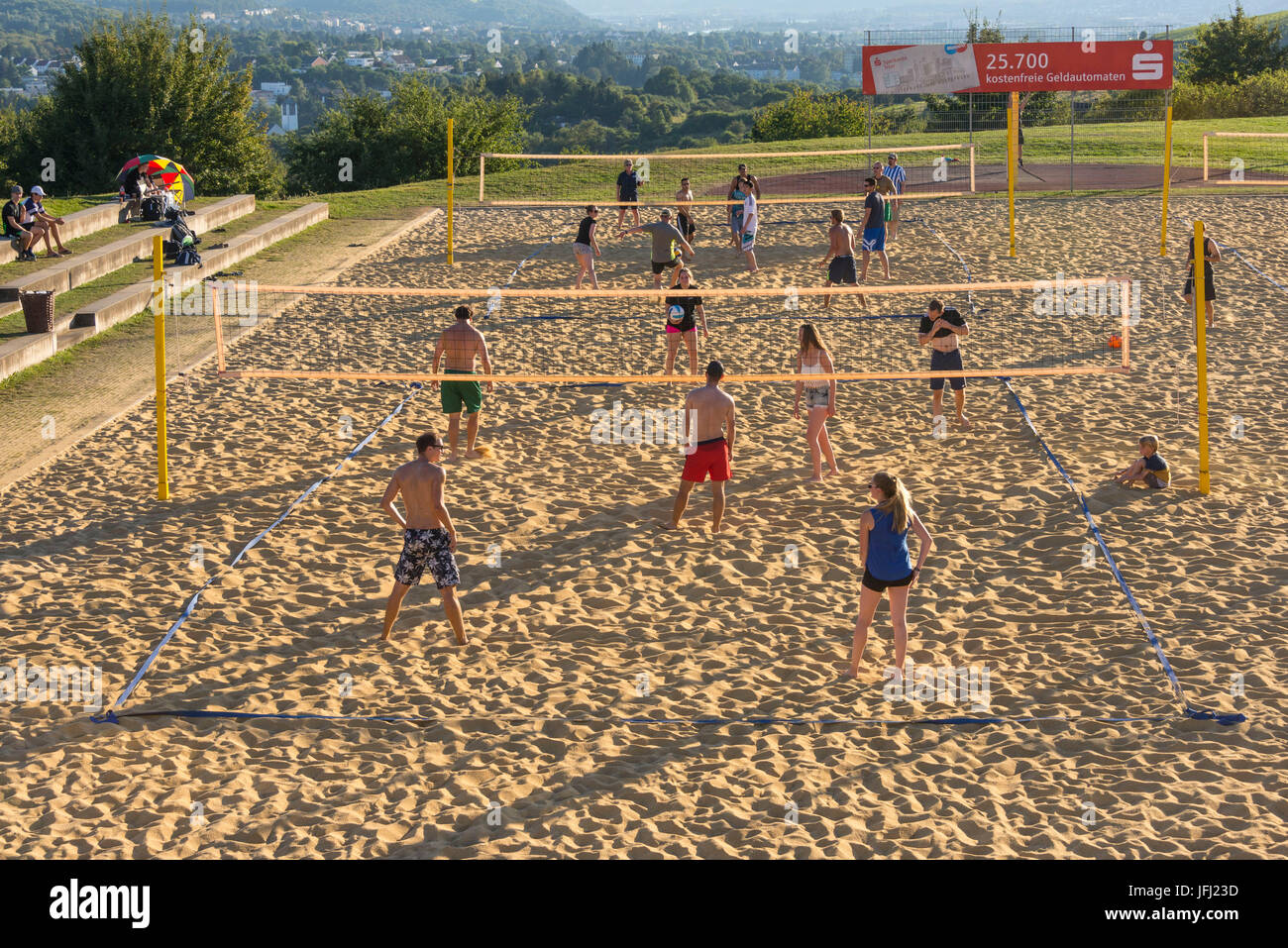 L'Europa, della Germania e della Renania Palatinato, della Mosella, la valle della Mosella, Trier, Petrisberg (montagna), Martinsberg (montagna), beach volley Foto Stock